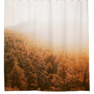 GOLDENE SONNE ÜBER EINEM WALD DUSCHVORHANG