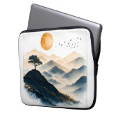 Goldene Sonnenberglandschaft Laptopschutzhülle (Vorderseite Links)