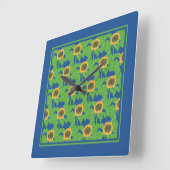 Goldene Sonnenblumen auf hellblauem Hintergrund Quadratische Wanduhr (Winkel)