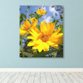 Goldene Sonnenblumen ummantelte Canvas Leinwanddruck (Insitu (Holzboden))