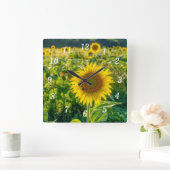 Goldene Sonnenblumensäulenhalle Quadratische Wanduhr (Zuhause)