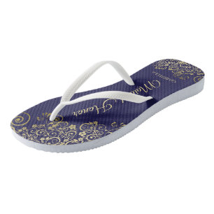 Goldene Spitzen auf Hochzeit der Navy Blue Trauzeu Badesandalen