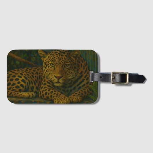 Goldene Stille - ruhender Leopard in Foliage Gepäckanhänger (Vorderseite (Horizontal))