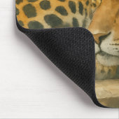 Goldene Stille - ruhender Leopard in Foliage Mousepad (Ecke)