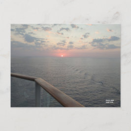 Goldene Stunde auf See Postkarte