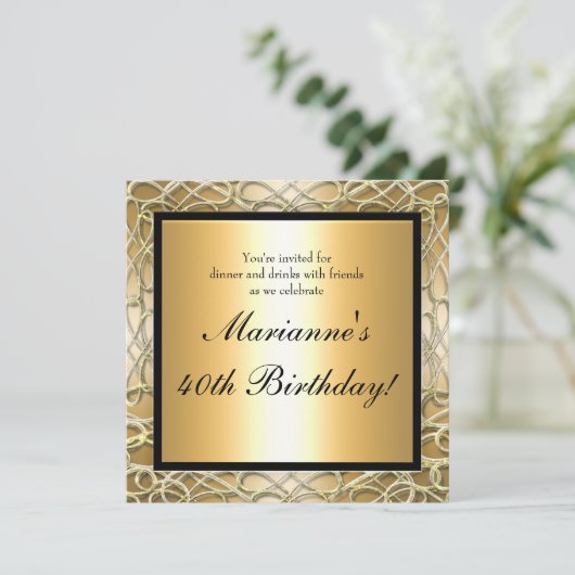 Goldene Swirl Geburtstagsfeier Einladung (Stehend Vorderseite)