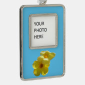 Goldene Trumpet-Blume I Rahmen-Ornament Silber (Rechts)