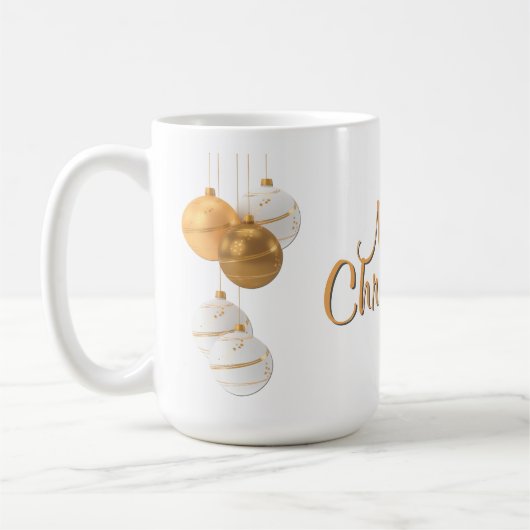 Goldene und weiße Weihnachtskugeln mit individuell Kaffeetasse (Links)