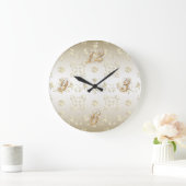 Goldene Wanduhr mit Spitzenmuster (Zuhause)