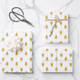 Goldene Weihnachtsbäume im weißen Hintergrund Geschenkpapier Set