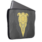 Goldene Zierflame Laptopschutzhülle (Vorne Rechts)