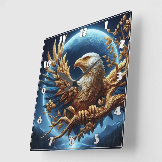 Goldener Adler auf dem Zweig in der Abenddämmerung Quadratische Wanduhr (Winkel)