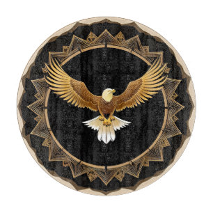 Goldener Adler auf geometrischer Mandala Schneidebrett