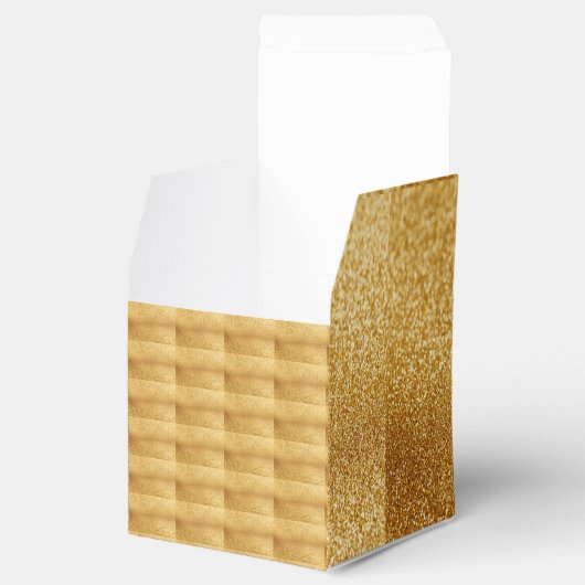 Goldener Ballotin Geschenkschachtel (Geöffnet)