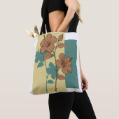 Goldener Blüten Schatten Tasche (Von Nahem)