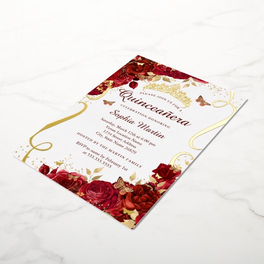 Goldener Blütenschmetterling Elegante Quinceanera Folieneinladung (Gedreht)