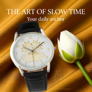 Goldener Buddha, umgeben von Natur. Armbanduhr