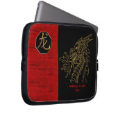 Goldener Drache auf Schwarz und Rot - Personalisie Laptopschutzhülle (Vorne Rechts)