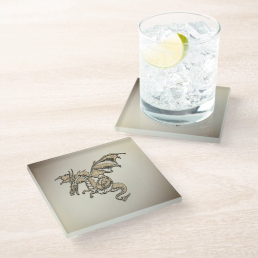 Goldener Drache Glasuntersetzer (Schrägansicht)