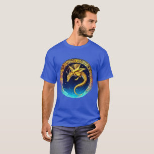 Goldener Drache im kosmischen Himmel T-Shirt