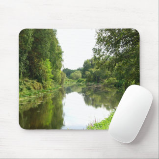Goldener Fluss Calm Mousepad