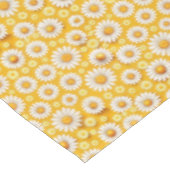 Goldener Gartens mit Gänseblümchen Tischdecke (Schrägansicht)