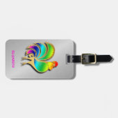 Goldener Hahn-Vogel mit dem Regenbogen-Federn und Gepäckanhänger (Vorderseite horizontal)