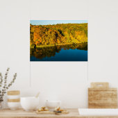 Goldener Herbstwald und Spiegelsee Poster (Küche)