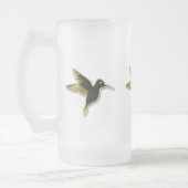 Goldener Hummingvogel mit ausgestreckten Flügeln Mattglas Bierglas (Links)