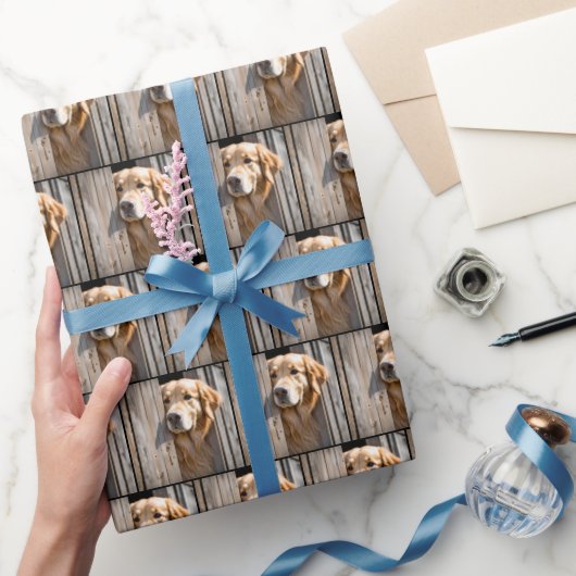 Goldener Retriever an der Barenttür Geschenkpapier (Schenken)