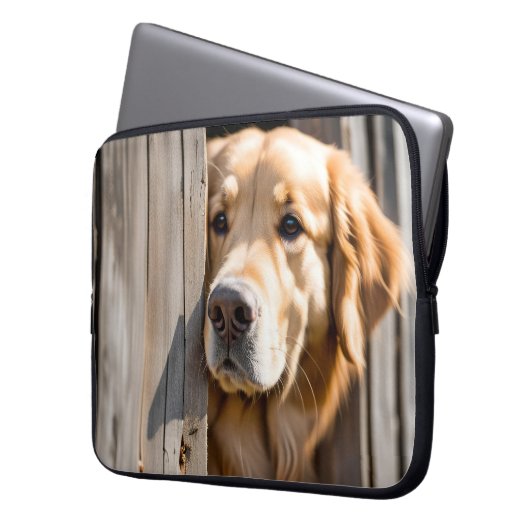 Goldener Retriever an der Barenttür Laptopschutzhülle (Vorderseite Links)