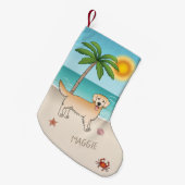 Goldener Retriever an einem tropischen Sommerstran Kleiner Weihnachtsstrumpf (Vorderansicht (hängend))