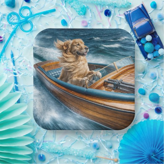 Goldener Retriever, der ein altes Holzboot fährt Pappteller (Party)