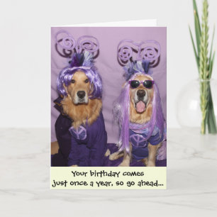 Goldener Retriever Die Welt zum Lila Geburtstag st Karte