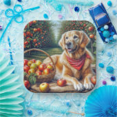 Goldener Retriever im Apfelgarten Pappteller (Party)