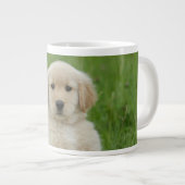 Goldener Retriever im Waschbecken Jumbo-Tasse (Vorderseite Rechts)