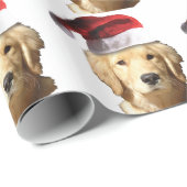 Goldener Retriever in der Weihnachtsmannmütze Geschenkpapier (Rolleneckpunkt)