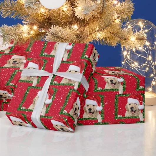 Goldener Retriever in grünem Tinsel-Umschlagpapier Geschenkpapier (Feiertage)