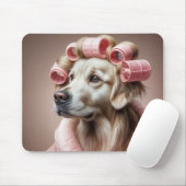 Goldener Retriever in rosafarbenen Haarburtern Mousepad (Mit Mouse)