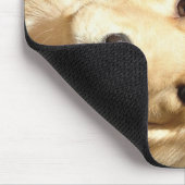 Goldener Retriever in Weihnachtsmannmütze Mousepad (Ecke)