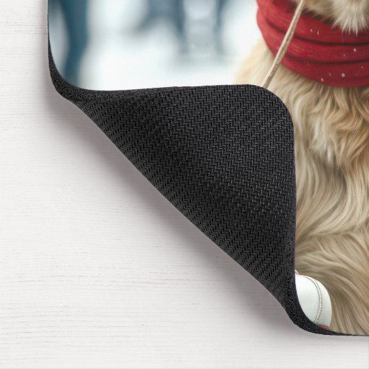 Goldener Retriever mit Eis-Skaten Mousepad (Ecke)