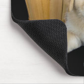 Goldener Retriever mit grünen Äpfeln Mousepad (Ecke)