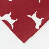 Goldener Retriever-Silhouette-Muster auf Rot Fleecedecke (Ecke)