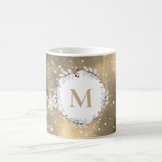 Goldener roter Weihnachtskranz Monogramm Kaffeetasse (Mittel)
