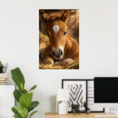 Goldener Schlummer sanftes Fohlen Poster (Heimbüro)