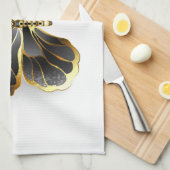 Goldener Schmetterling mit schwarzem Orchid Geschirrtuch (Viertel Falte)