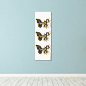 Goldener Schmetterling mit schwarzem Orchid Leinwanddruck (Insitu (Holzboden))