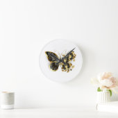 Goldener Schmetterling mit schwarzem Orchid Runde Wanduhr (Zuhause)