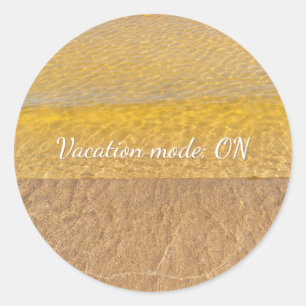 Goldener Strand Sand Klares Wasser Muster Runder Aufkleber