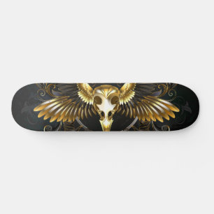 Goldener Vogelschädel auf schwarzem Hintergrund Skateboard